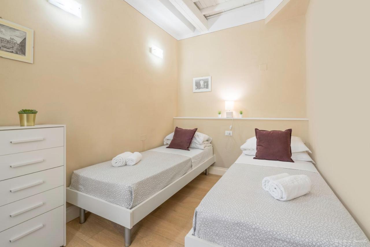 Wine Apartments Florence Barolo Esterno foto